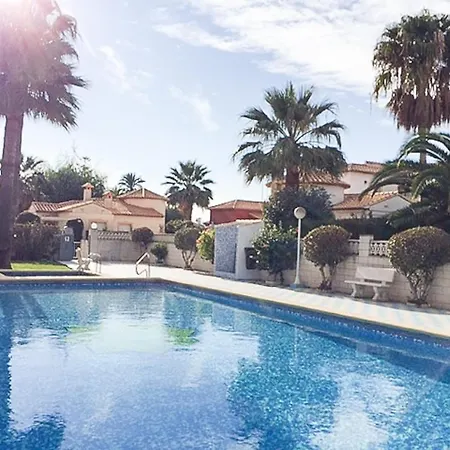 Gondola Дом отдыха *